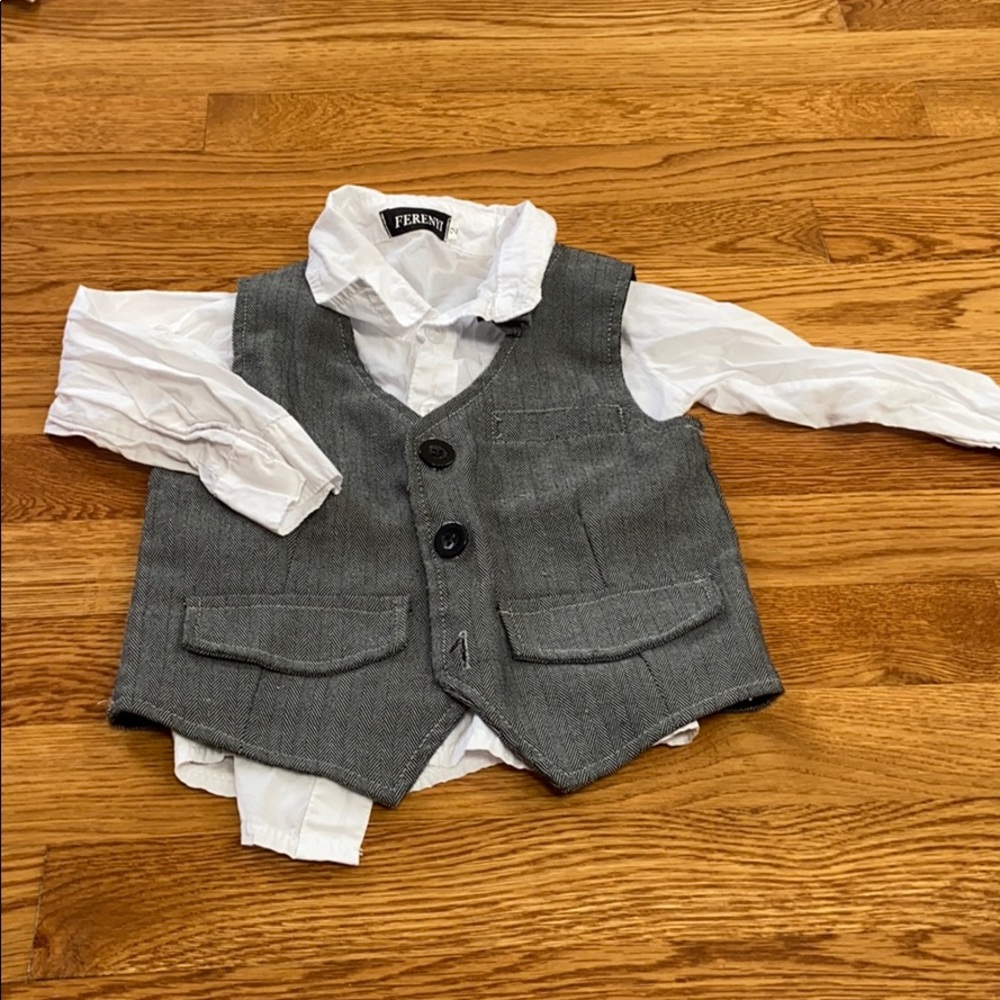 Toddler Ferenyi 2-piece suit. Size 2.